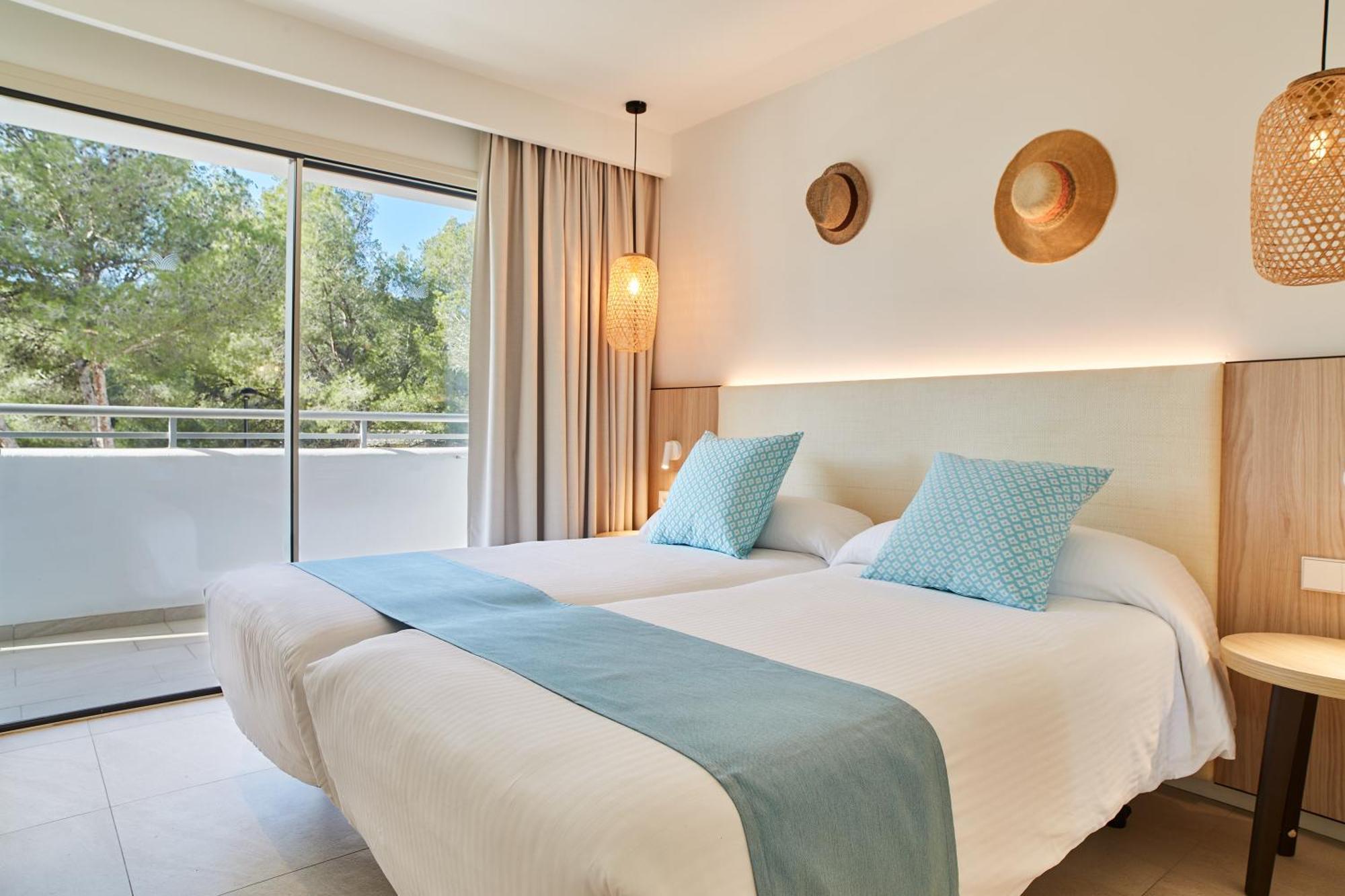 Apartamentos San Miguel Park & Esmeralda Mar Port de Sant Miguel Værelse billede