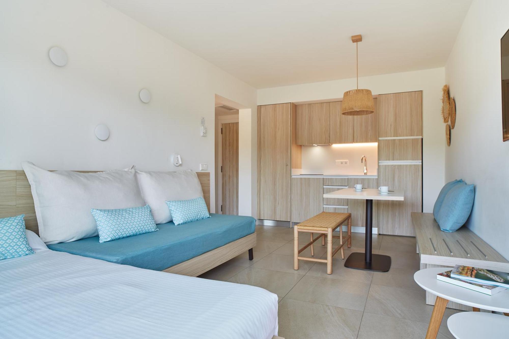 Apartamentos San Miguel Park & Esmeralda Mar Port de Sant Miguel Værelse billede