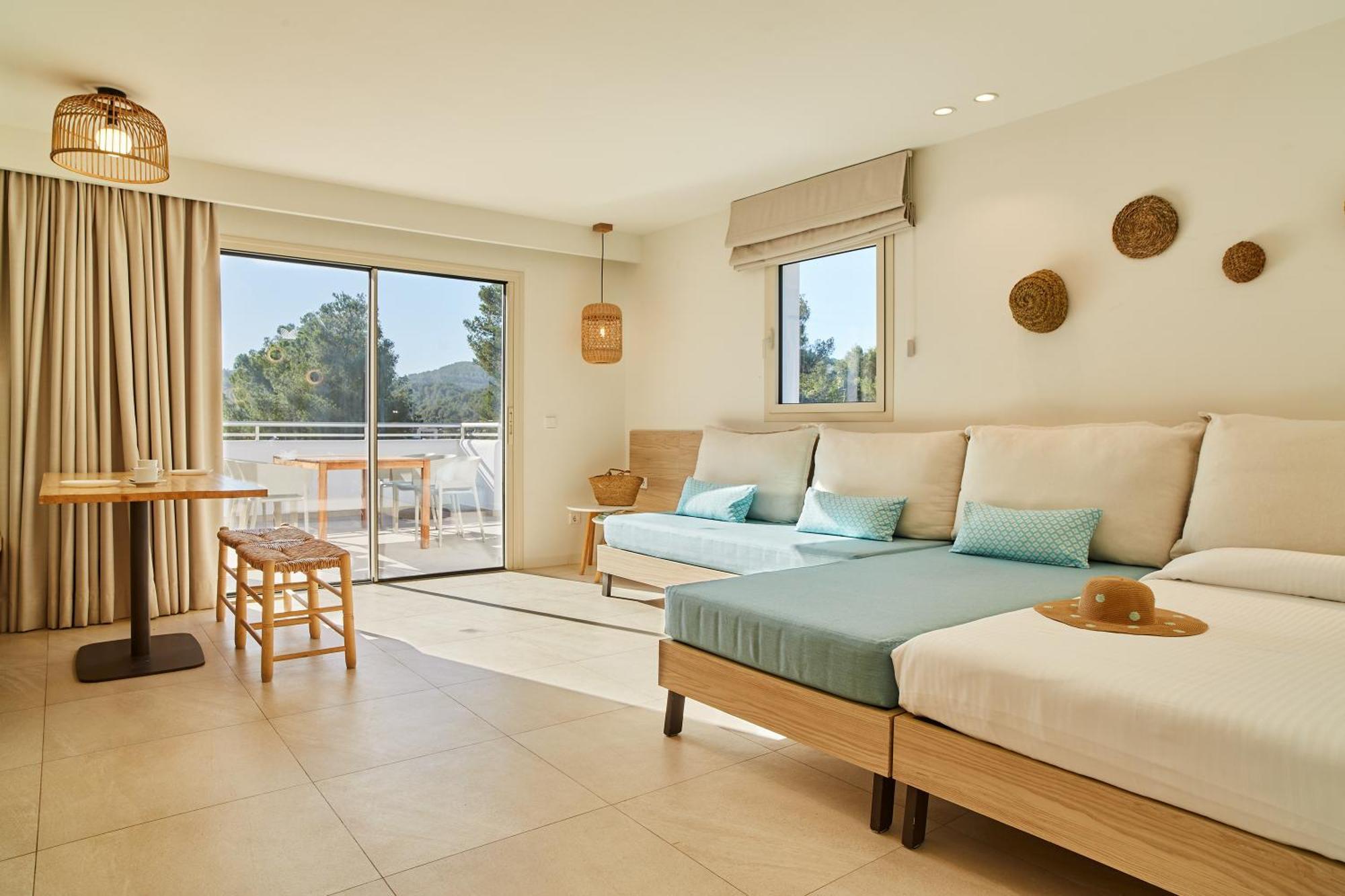 Apartamentos San Miguel Park & Esmeralda Mar Port de Sant Miguel Værelse billede