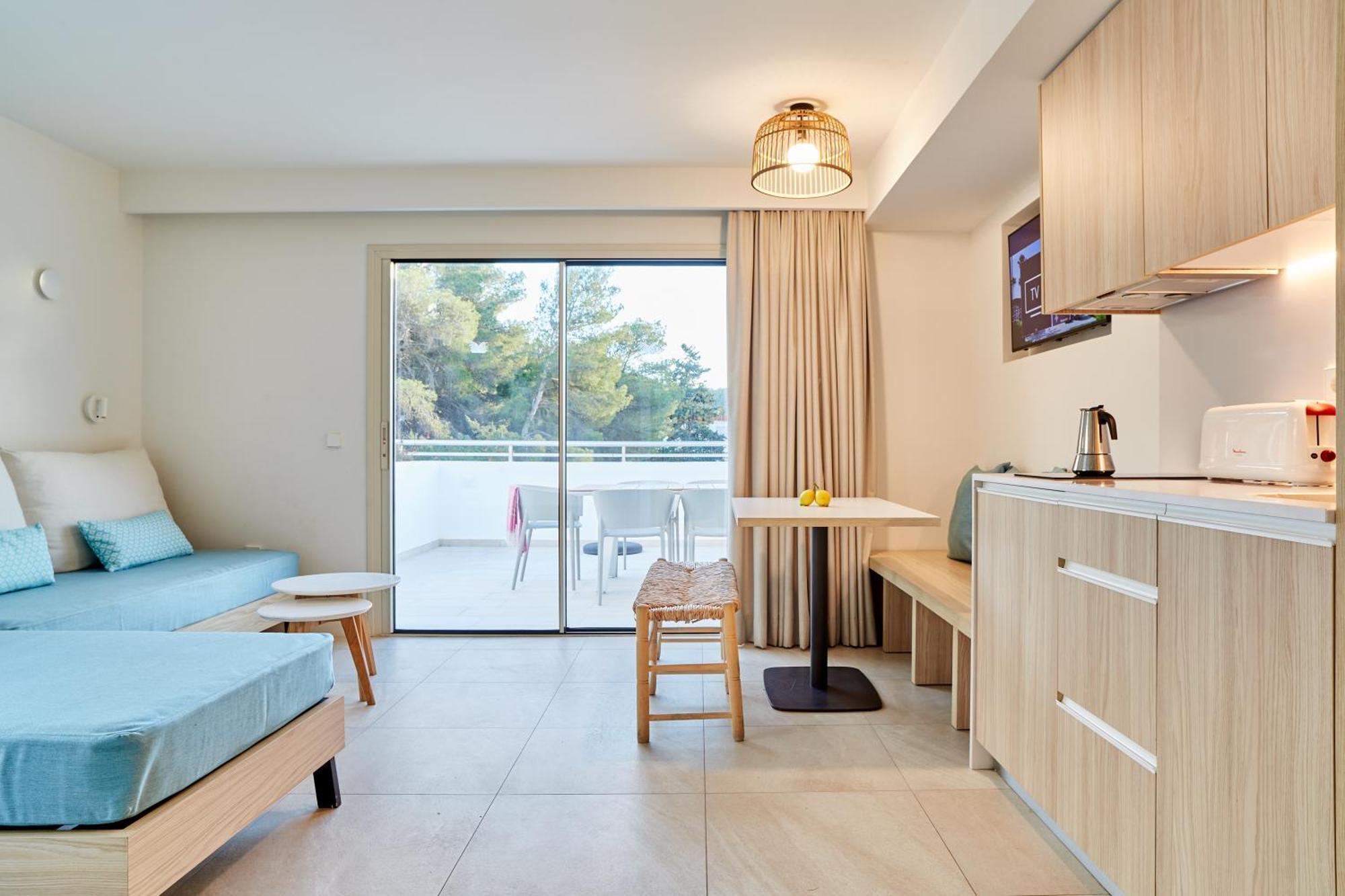 Apartamentos San Miguel Park & Esmeralda Mar Port de Sant Miguel Værelse billede
